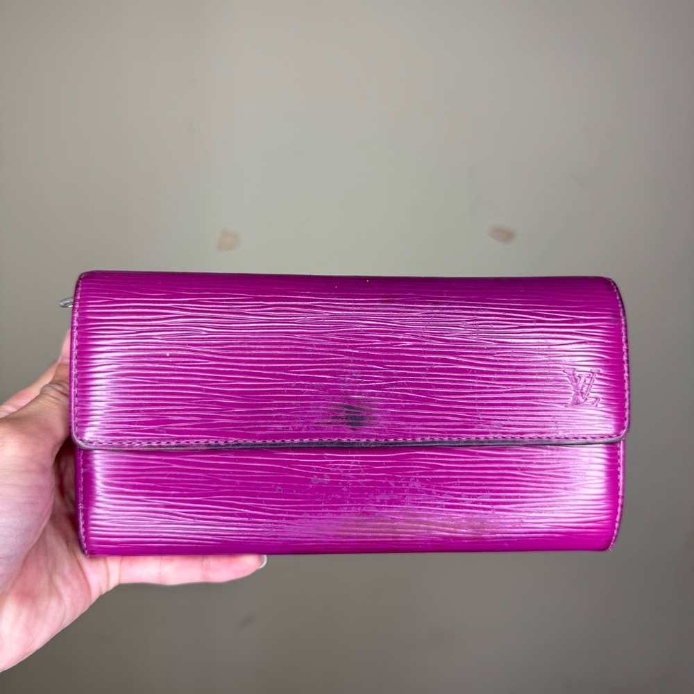 Louis Vuitton Pink-Magenta Epi Leather Wallet